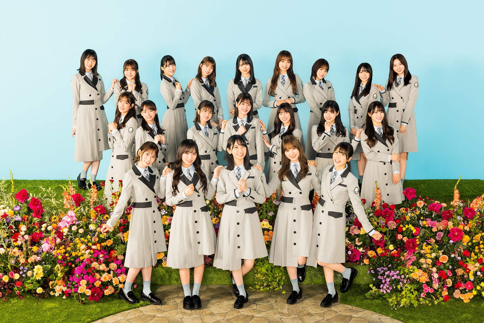 日向坂46、2022年元旦に、けやき坂46時代の「ひらがな推し」Blu