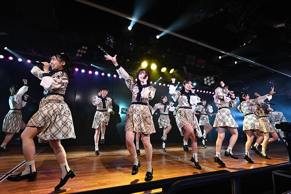 AKB48 チーム8 結成9 周年特別公演 レポート