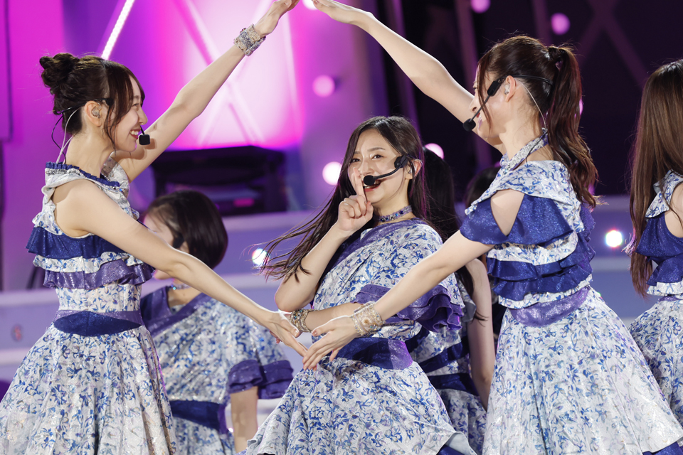 乃木坂46 真夏の全国ツアー2023衣装2　生写真　６９枚 Amazon.co.jp: 乃木坂46 2023年12月 生写真 真夏の全国ツアー