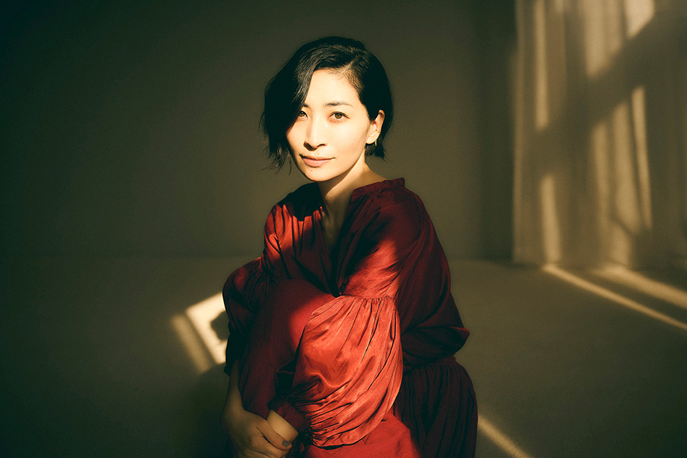 坂本真綾 「抱きしめて」 4月3日（水）CDシングルリリース!! 「抱きしめて」MV(Short Ver.)、ジャケット写真も公開!! - ニュース  | アイドル・ガールズポップ＆ロック専門情報サイト「ガルポ！」