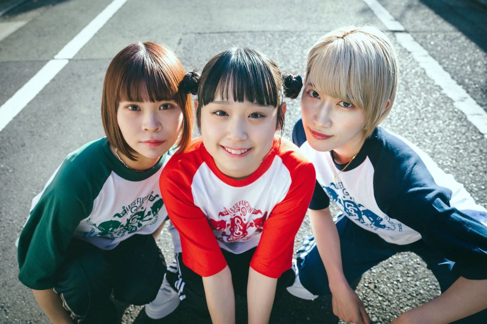 サバシスター サバシスター、1stフルアルバム「覚悟を決めろ！」収録曲より、Vo/Gtな