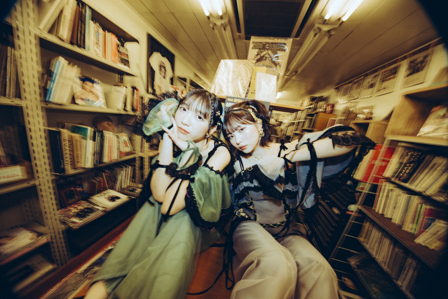 おやすみホログラム & 月刊PAM / 船井美玖、宇都宮未来(ex.ザ・コインロッカーズ)による
