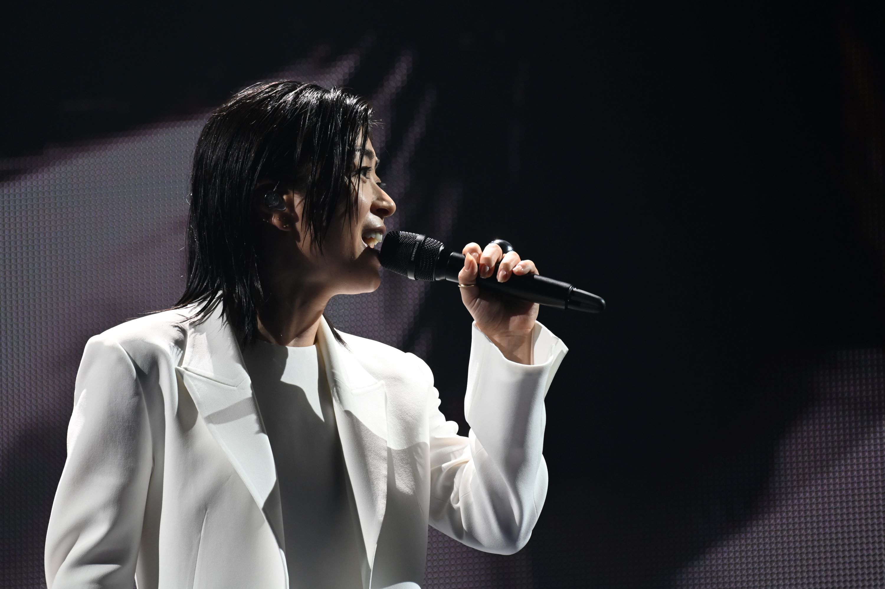 宇多田ヒカル　超満員の横浜Kアリーナ最終公演で6年ぶりのツアー「HIKARU UTADA SCIENCE FICTION TOUR 2024」が大盛況のなか閉幕