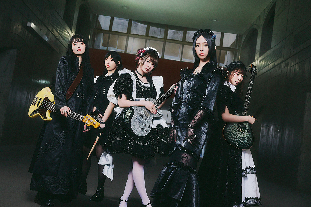 オールスター感謝祭でトレンドを席巻！世界的人気ガールズバンドのBAND