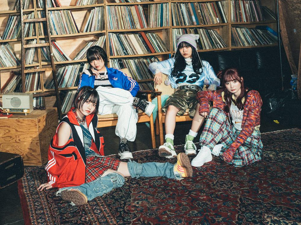 “スラングロックバンド” NEK! デビュー曲「Get Over」のライブ映像を初公開！さらに、ファン待望の「NEK! ONLINE SHOP」開設！公式グッズ