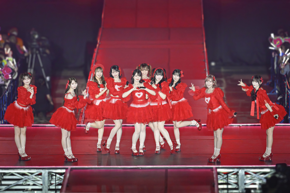 =LOVE 過去最多となる約9万人を動員した＝LOVE ARENA TOUR 2025「～Timeless Tales～」。ファイナル公演を東京都・国立代々木競