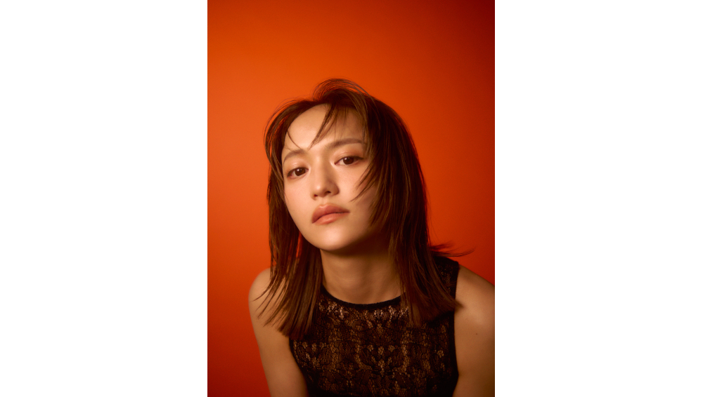 iri、ABEMA『ガールオアレディ シーズン2』×主題歌「CUBE」コラボレーションMVを公開