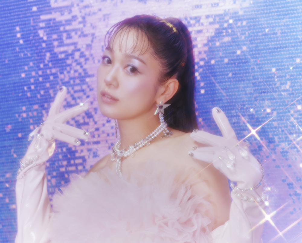 西野カナ 11月19日(水)発売 「Kana Nishino Fall In Love With You