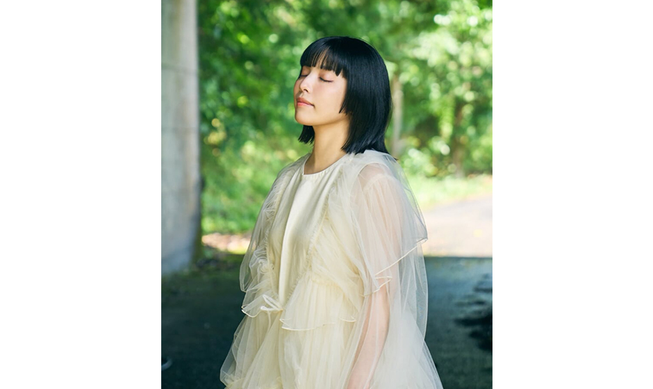 城 南海、2年ぶりニューアルバム「ウタアシビ」。宮沢和史 作詞・作曲楽曲「きょら島（じま） 〜うつくしい島〜」は“空の旅”BGMに抜擢！