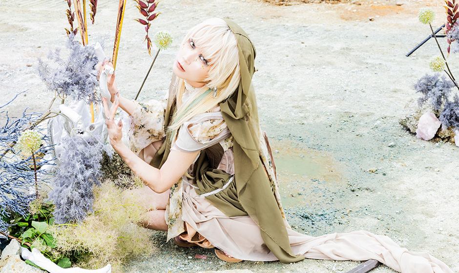 Reol、横浜アリーナ単独公演から、新曲「うつくしじごく」ライヴ映像を公開！スマホゲーム『地獄楽パラダイスバトル』の主題歌