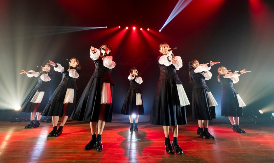 ナナニジ、ついにキャラクターと初共演！ソニーグループの最先端テクノロジーが叶えた夢のステージに大歓喜！