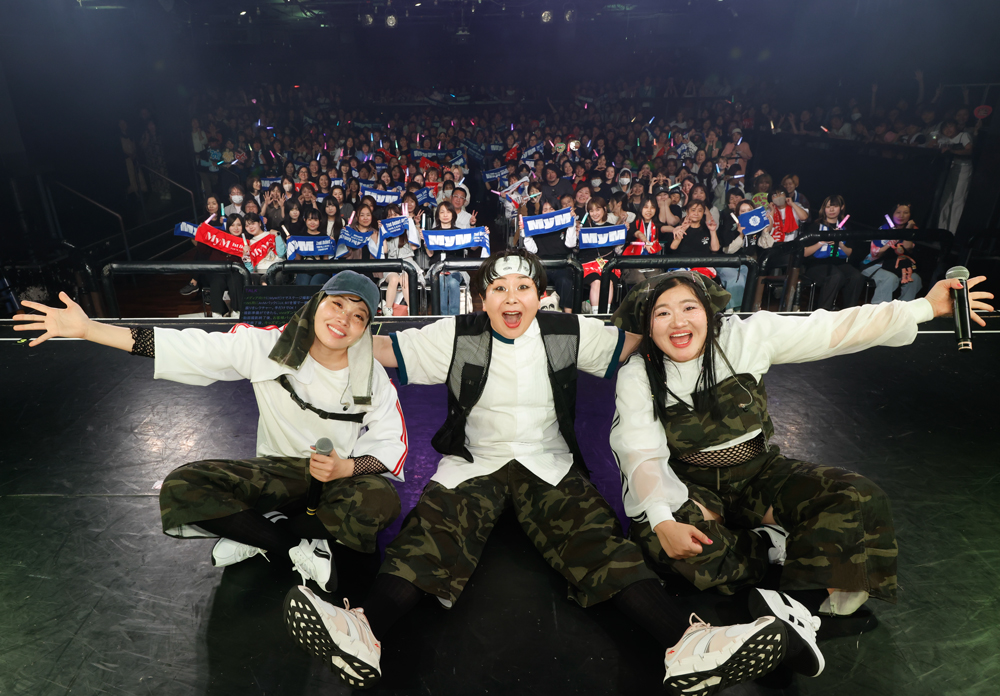 【イベントレポート】 MyM(マイムー)が2周年公演を華々しく開催！ 「目醒め」をテーマにMiyuki、Yoshiko、Mahiruがファンを魅了。