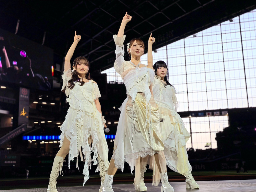 ClariS エスコンフィールド HOKKAIDO にて開催された、北海道日本ハム