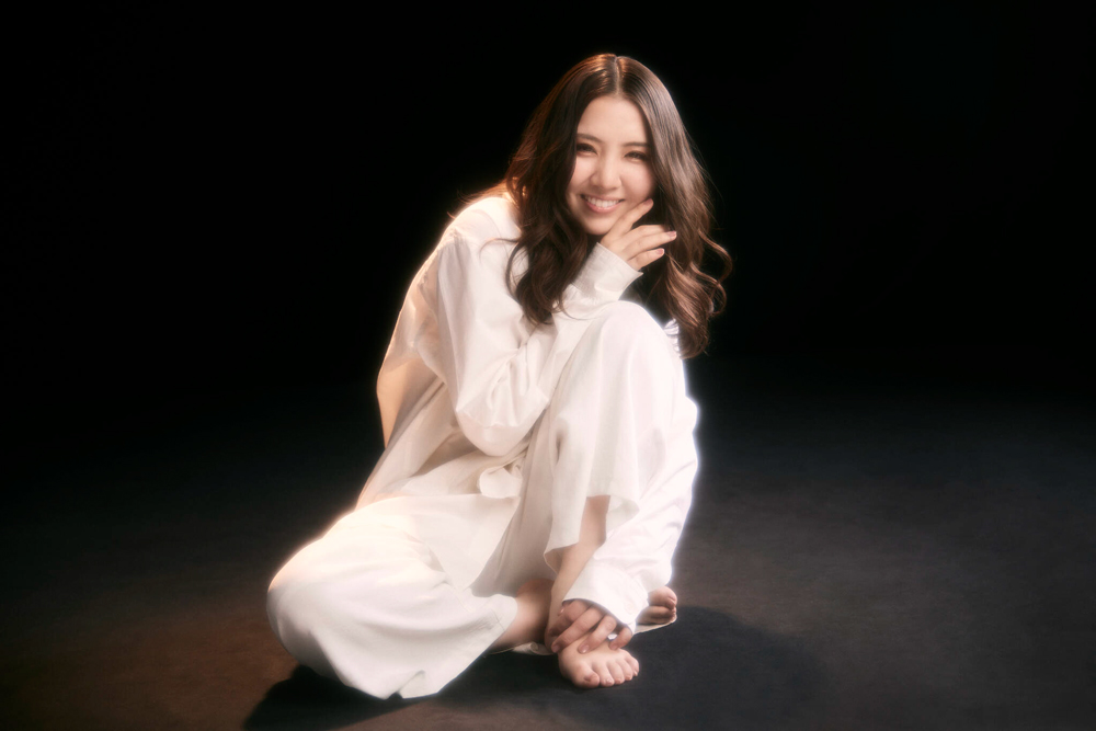 阿部真央、ツアー初日にファンクラブイベント『あべまにあ限定イベント2026』の開催を発表！9月に東阪2箇所で開催決定