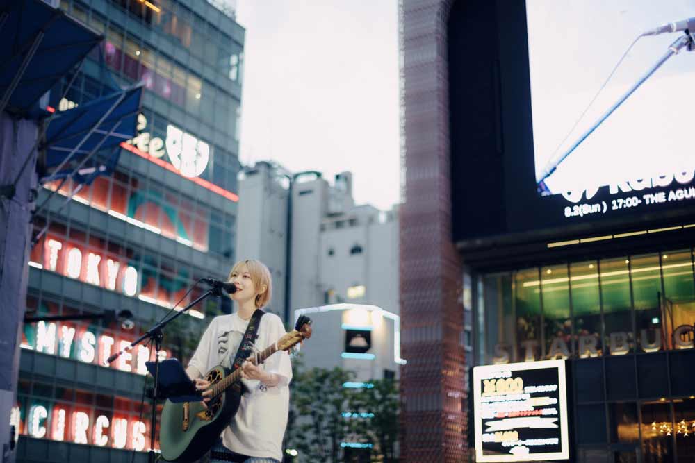 汐れいら、約3年ぶりのフリーライブでZepp Shinjukuでの再会を誓う！