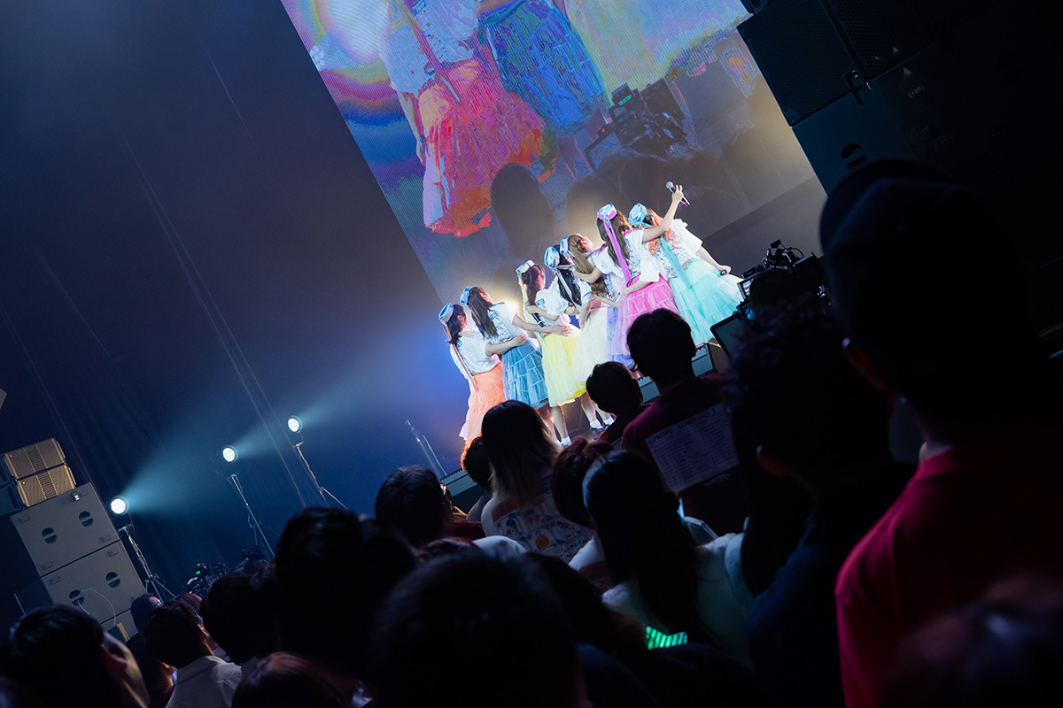 LIVE
