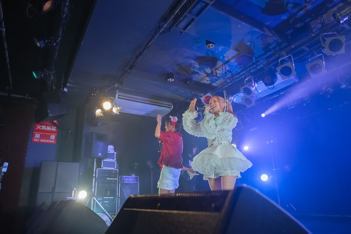 LIVE
