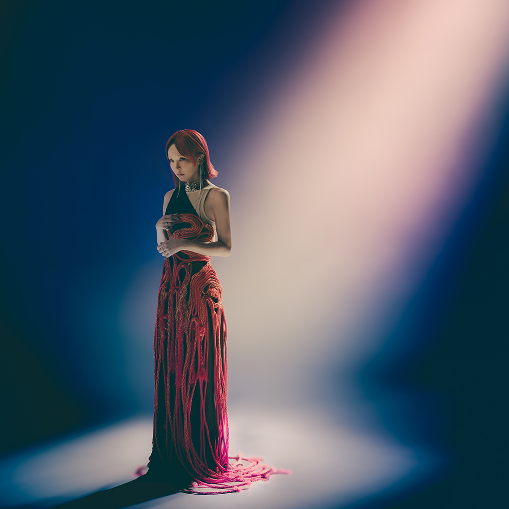 LiSA_ソフィリア_JK_big.jpg 