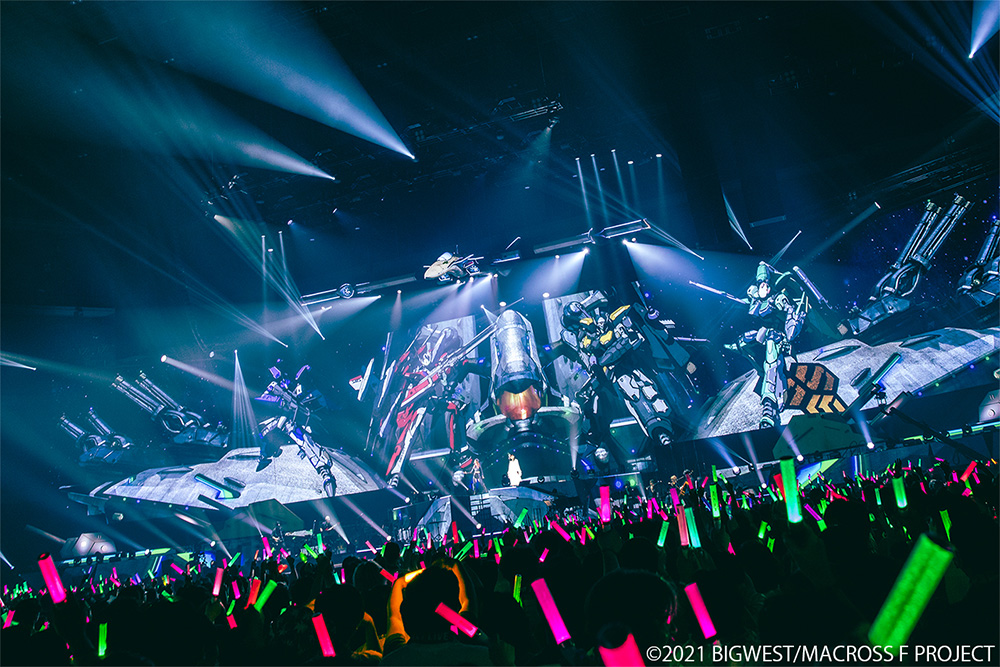 MacrossF_Galaxy Live_Final_02