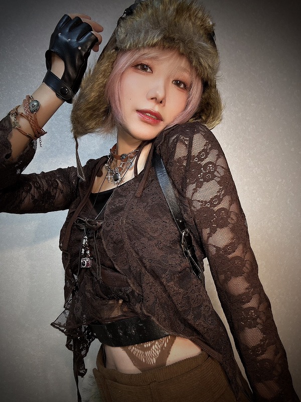 ２