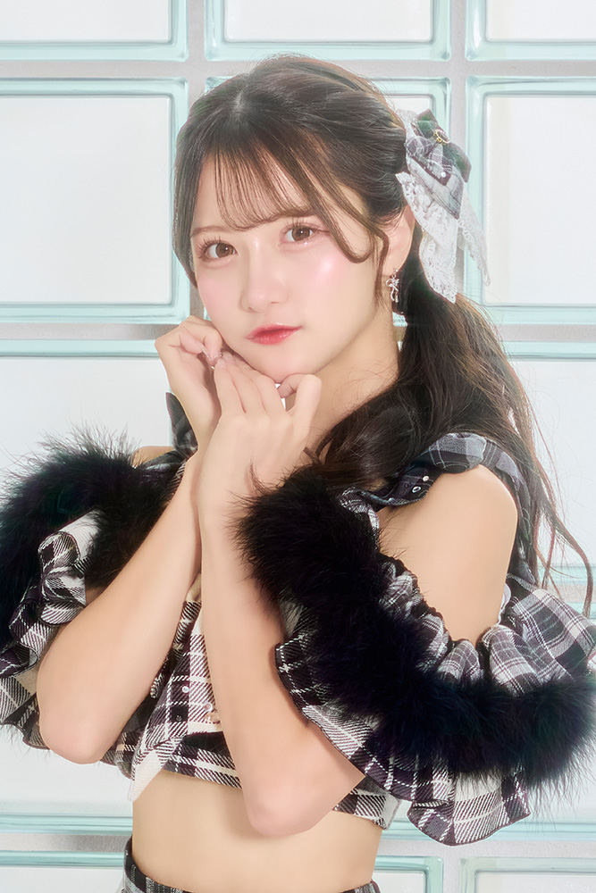 村望しおん